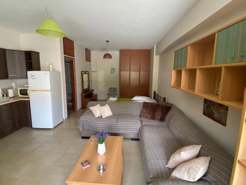 Γκαρσονιέρα σε ιδανικό μέρος για διακοπές