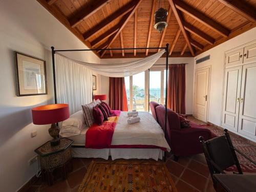 Postel nebo postele na pokoji v ubytování Penthouse La Perla de Marrakech 9 Family Friendly