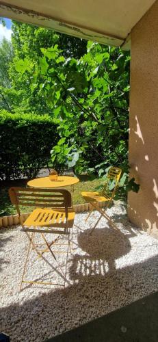 T1bis meublé cozy avec jardin et parking privé