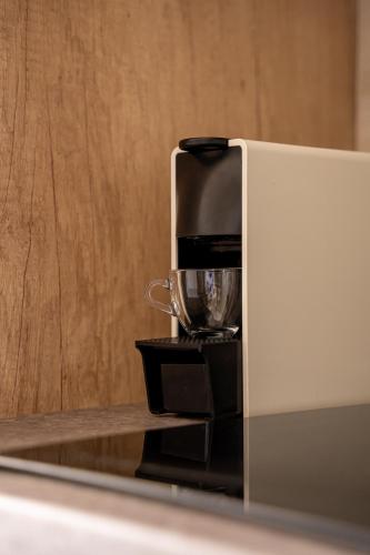 Kemudahan buat kopi dan teh di Irista
