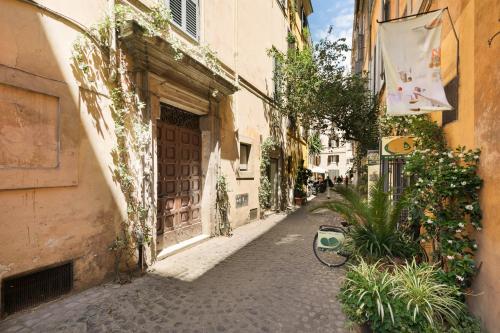 Elegant Apartment Minelli Navona by Ghor