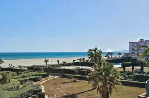 a view of the beach from the hotel at Grand sud in Canet-en-Roussillon