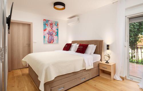 Stunning Home In Trogir