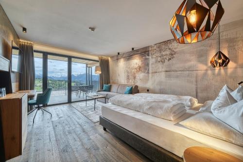 Katil atau katil-katil dalam bilik di Hotel Avelina