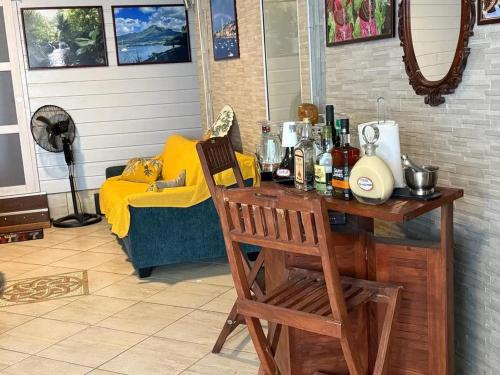 Minuman di Maison charmante à Fort-de-France avec équipements modernes