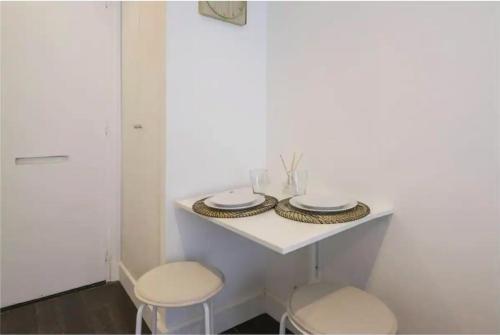 Photo de la galerie de l'établissement Studio Cosy proche de la Place de la Nation 2P, à Paris