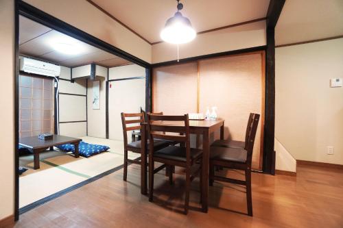 Χώρος καθιστικού στο Kyoto Gojo Guest House