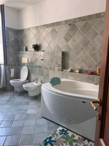 Ένα μπάνιο στο Casa Cappuccini