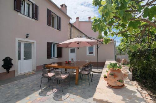 Villa in Pula, 5 min walk from the amphitheatre