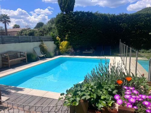 Belle villa familiale avec piscine