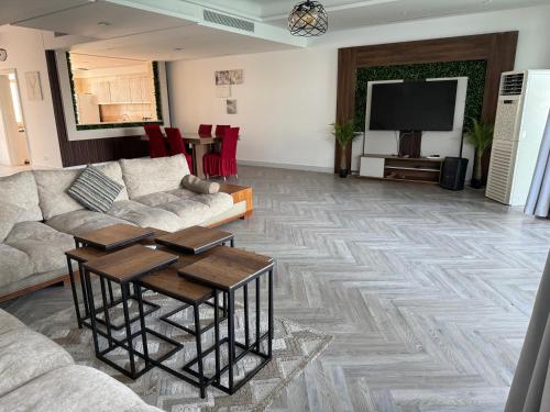 Χώρος καθιστικού στο Razz Villa فيلا راز