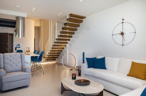Χώρος καθιστικού στο Nūa Residence - Beach at Your Doorstep by etouri
