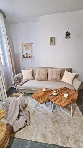 Photo de la galerie de l'établissement L'Officieux - Hyper centre et 2 chambres, à Avignon