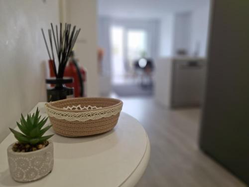 Smile and Wave Apartment