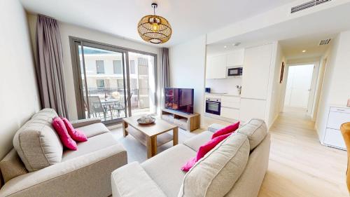 Apartamento Tulipán en Dénia Urb Marina Real III Terraza, varias piscinas y gimnasio cerca de la playa Las Rotas