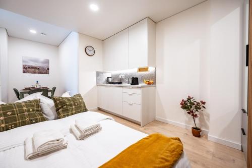 Foto Cozy 1BR in Old Town with FREE Parking 2