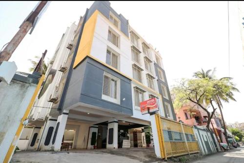 El edificio en el que está el hotel