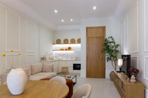 Azahar Suite Constitución