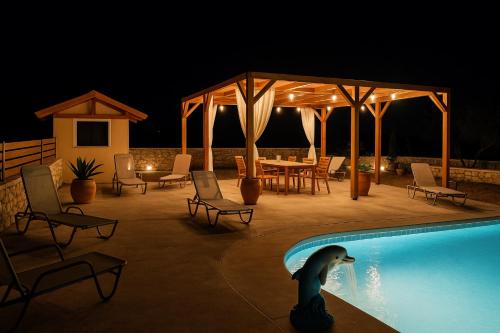 Chania's Diamond Villas - Aqua Bliss with Private Pools