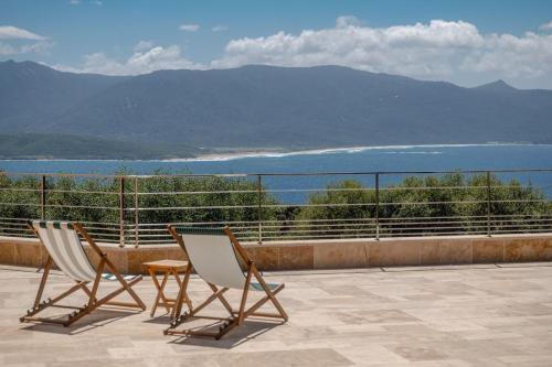Family Villa with Pool and Sublime Sea View