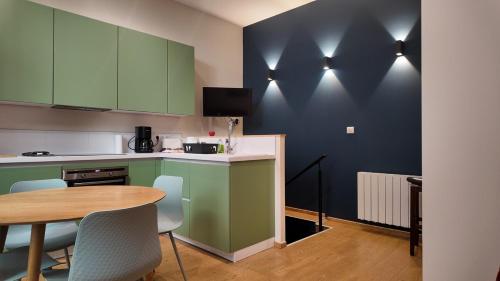 Photo de la galerie de l'établissement Ancienne imprimerie dans le centre de valence, à Valence