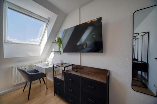 Foto DresdenStay 3 Schlafzimmer 2 Bäder Balkon Kamin PS4 5