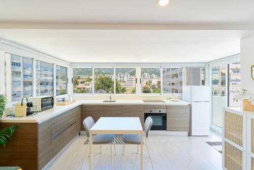 Hola MarBella Cozy Penthouse Old town & Beach
