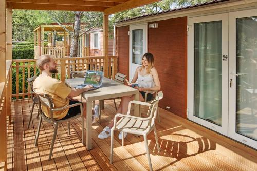 Balkón nebo terasa v ubytování Standard Mobile Homes - Hotel & Resort Adria Ankaran
