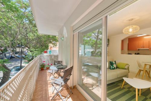 Hola MarBella Pleasant apartment Fontanilla beach side