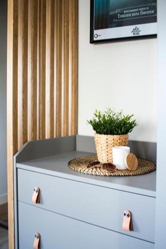 Urban Chic & Great Location & Modern Studio Apartment - #O4