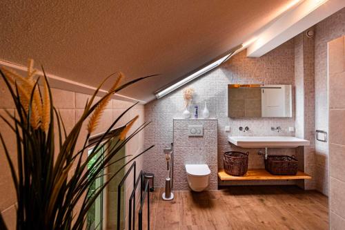 Phòng tắm tại Watervilla van Francke by Droomvilla