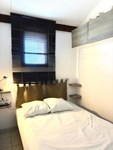 Appartement superbe vue -Climatisation - piscine - parking - 5MC317