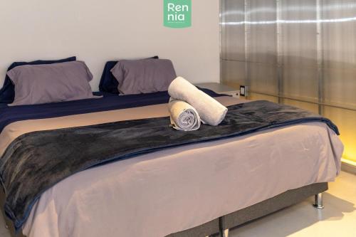 Postel nebo postele na pokoji v ubytování Entire apartment 2 Modern penthouse near Telmex