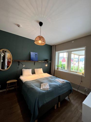 Una cama o camas en una habitación de Villa Sharevik