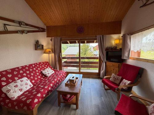 Appartement cosy 2 pièces + mezzanine, balcon, animaux tolérés - FR-1-293-116