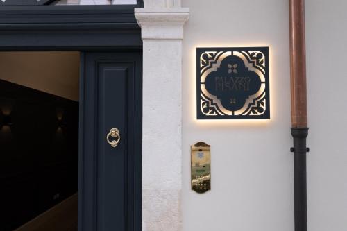 Palazzo Pisani - Bari photo 25