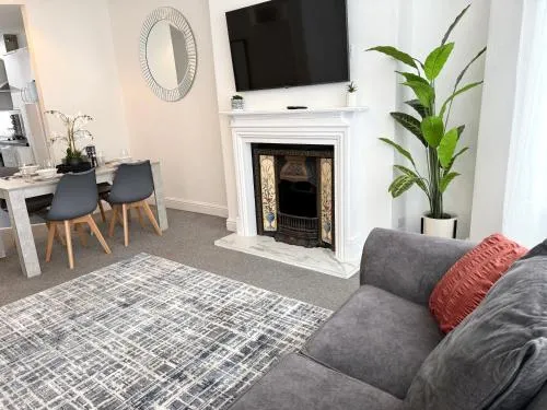 City Centre Embankment Apartments Superb Location photo 13