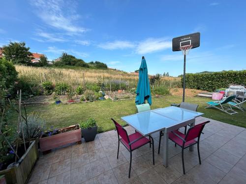 maison avec jardin à 5 minutes de la plage