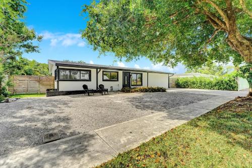 Foto dalla galleria di Villa Palm, 4 bedroom, Private Pool a Boca Raton