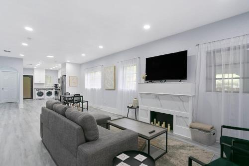 Gallery image of Center Miami Designer Home 3 BR sleeps 9 in Miami