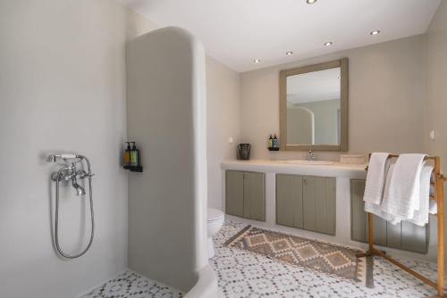 Villa Thalia - 4 BDRM - Mykonos Town in 200m - MG Villas