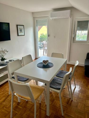 Sailhouse Apartments