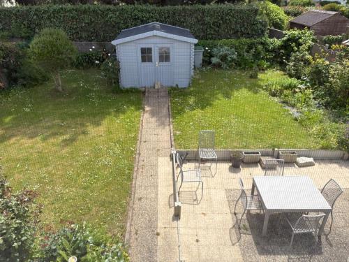 Ein Garten an der Unterkunft La maison des castors