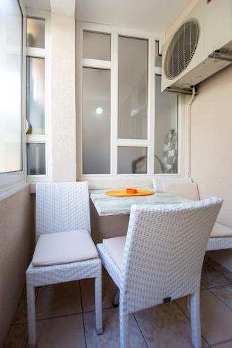 Gallery image of Jadran Apartments in Rafailovici