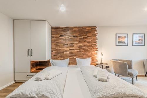 Postel nebo postele na pokoji v ubytování Hotel Seepferdchen Zimmer 2 Eckernförde Self-Check-in