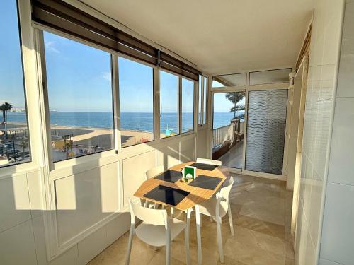 Nautique BeachFront Apartment
