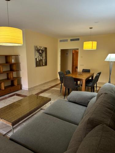 Cozy apartment with garden