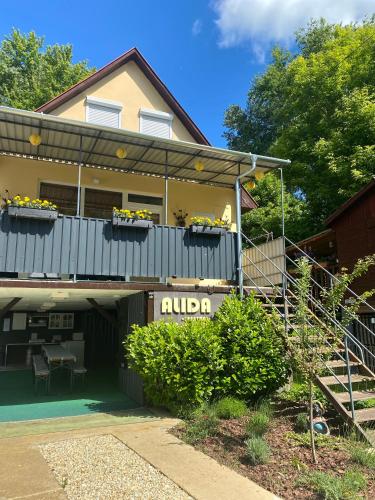 Alida apartman Tokaj Tisza part
