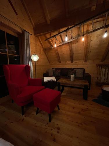 Troadkastn Chalet Lachtalにあるシーティングエリア