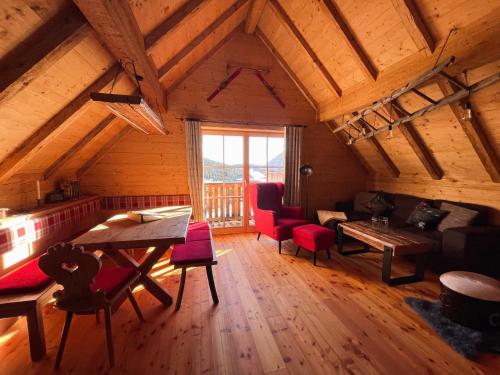 Troadkastn Chalet Lachtalにあるシーティングエリア